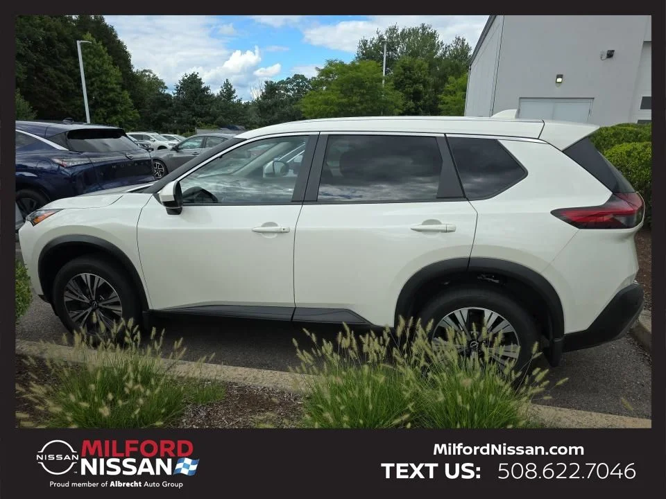 Certified Used 2023 White Nissan SV image 3