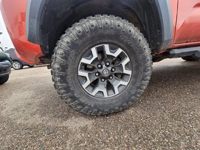 Used 2016 Inferno Red Toyota TRD Off-Road image 21