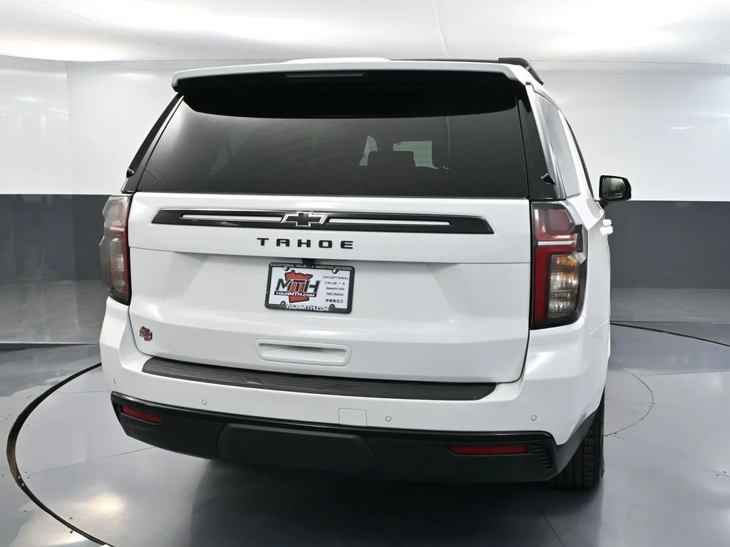 Used 2023 White Chevrolet Z71 image 7