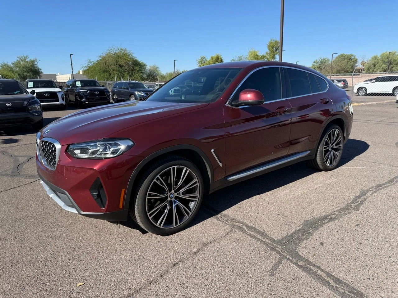 2023 BMW X4 xDrive30i's photo
