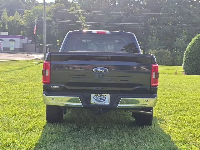 Used 2023 Blue Ford XLT image 12