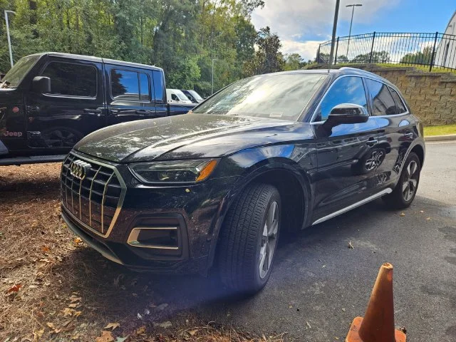Used 2023 Black Audi 40 Premium image 3