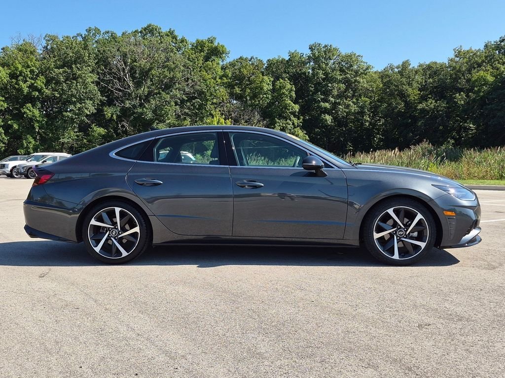 Certified Used 2023 Gray Hyundai SEL Plus image 7