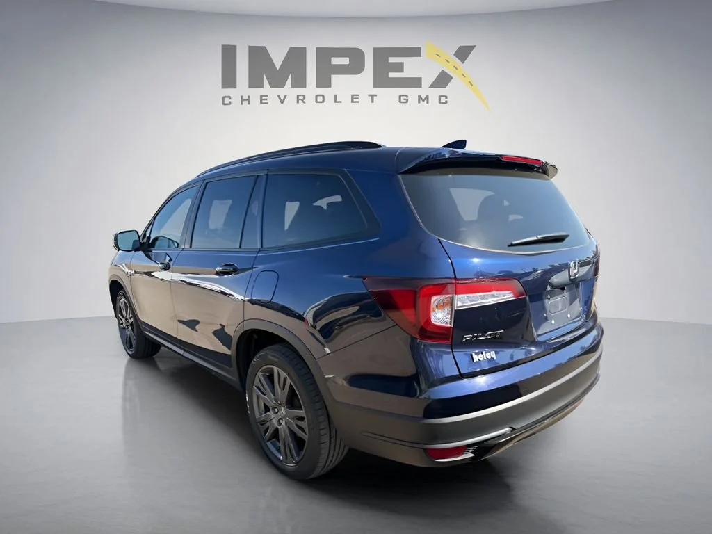 Used 2022  Honda Sport image 2