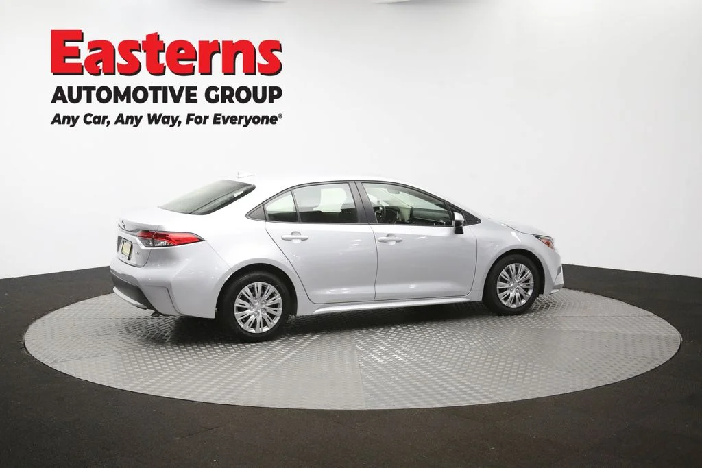 Used 2022 Silver Toyota LE image 43