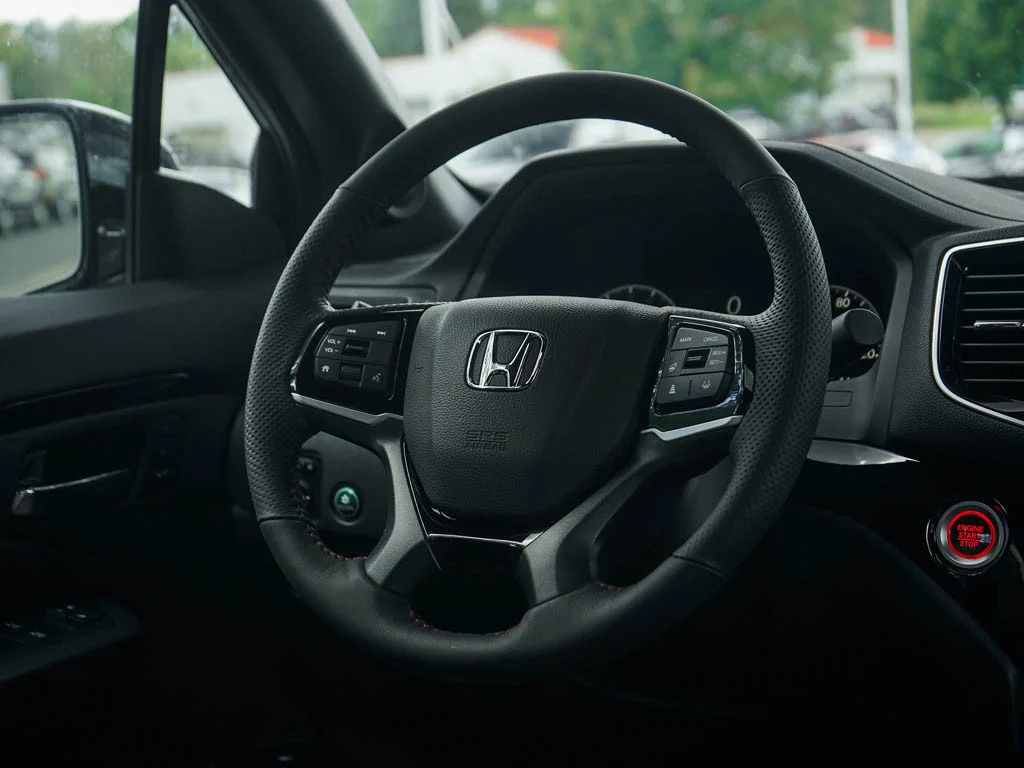 New 2026 Sonic Gray Pearl Honda Black Edition image 14