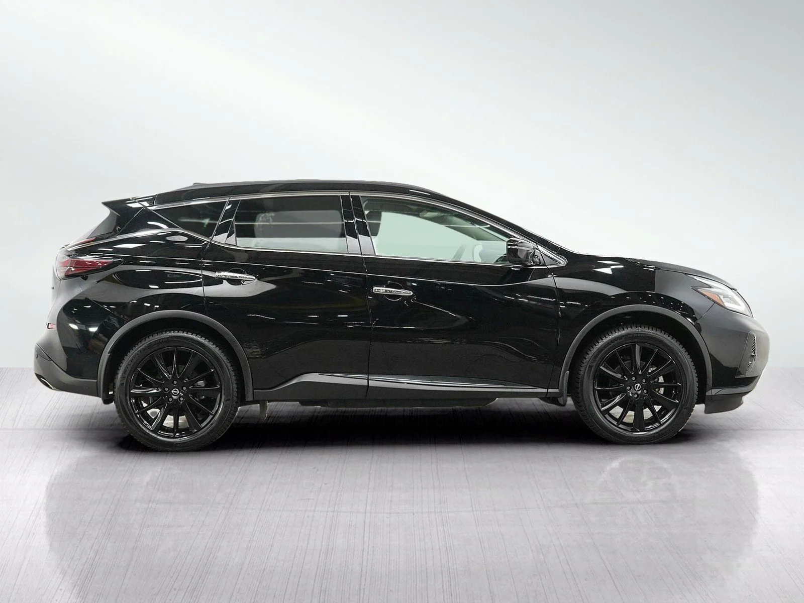 Used 2023 Super Black Nissan SV image 6