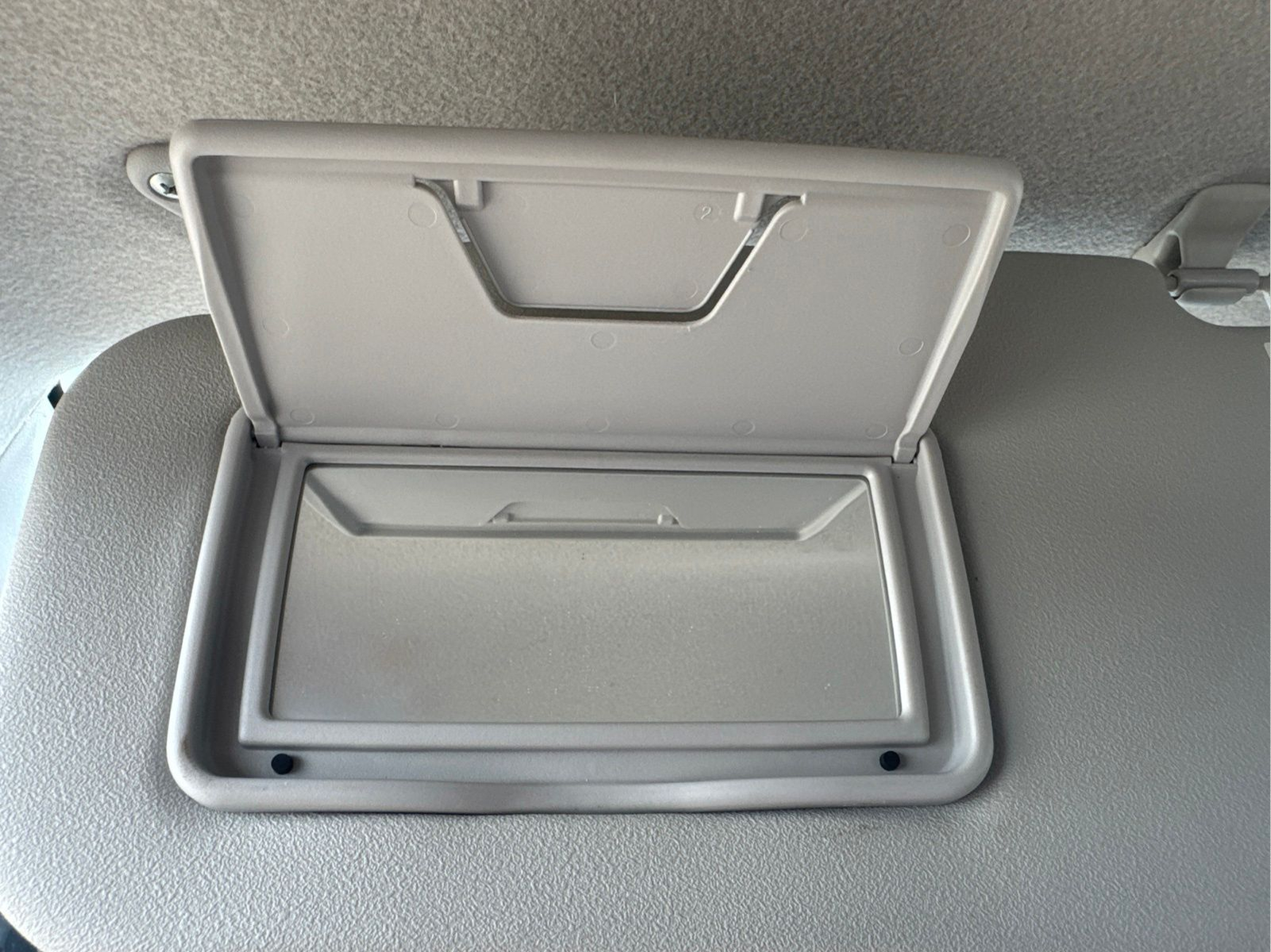 Used 2023  Mitsubishi Black Edition image 40