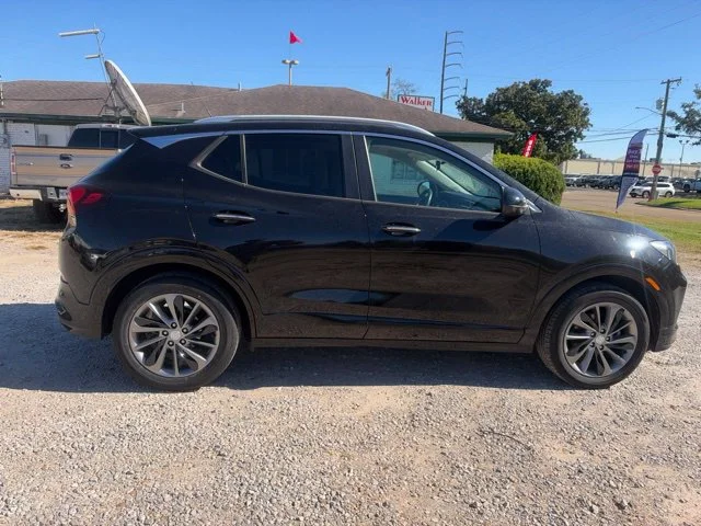 Used 2021 Black Buick Select image 16