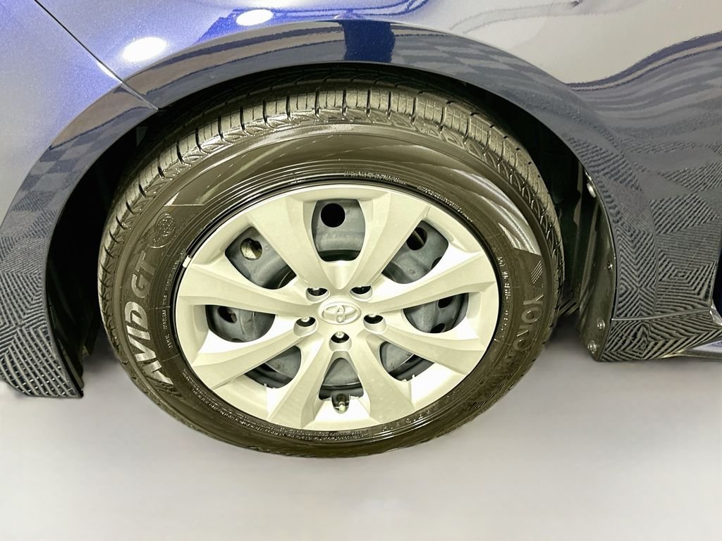 Used 2026  Toyota LE image 30