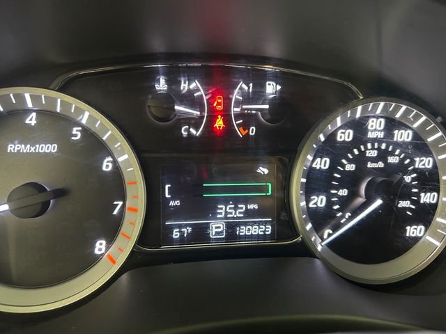 Used 2014 Silver Nissan SV image 10