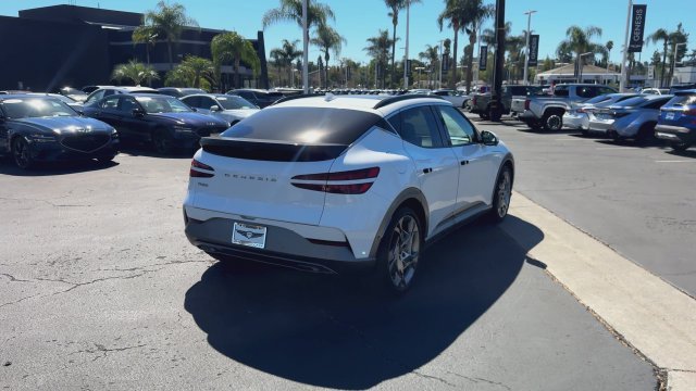 Used 2023 White Genesis Performance image 8