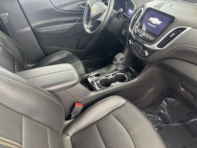 Used 2022 Gray Chevrolet Premier image 21