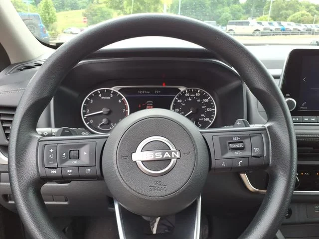 Used 2024 Gray Nissan S image 23