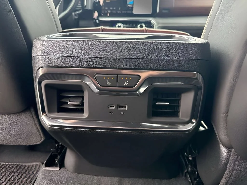 New 2026 Glacier White Tricoat GMC Denali Ultimate image 31