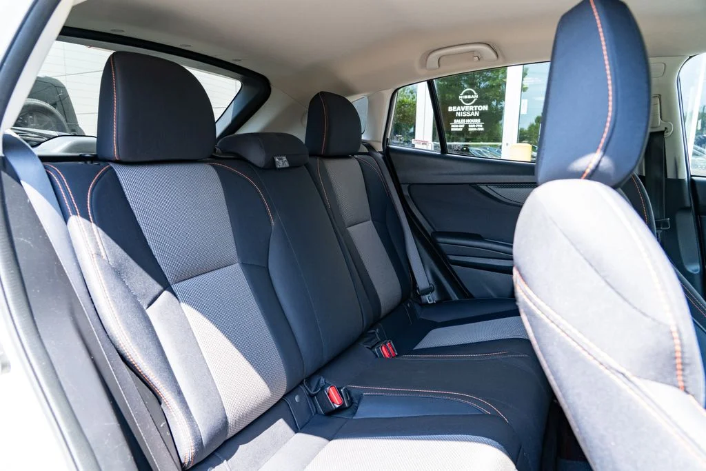 Used 2018 White Subaru 2.0i Premium image 25