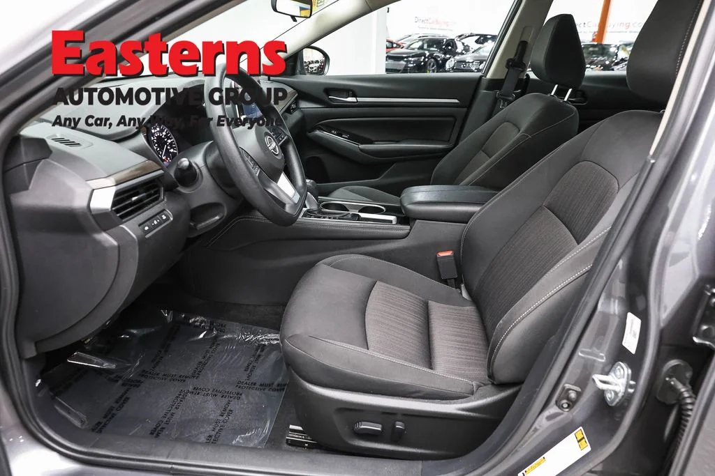 Used 2023 Gray Nissan 2.5 SV image 14
