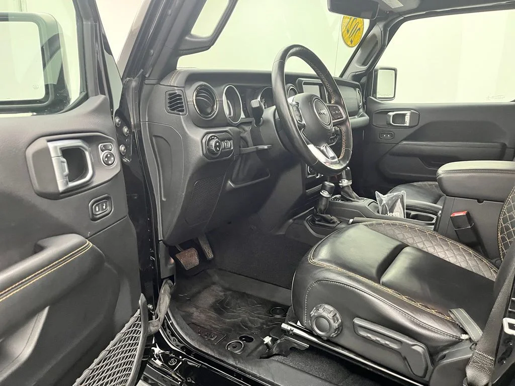 Used 2021 Black Jeep Overland image 15