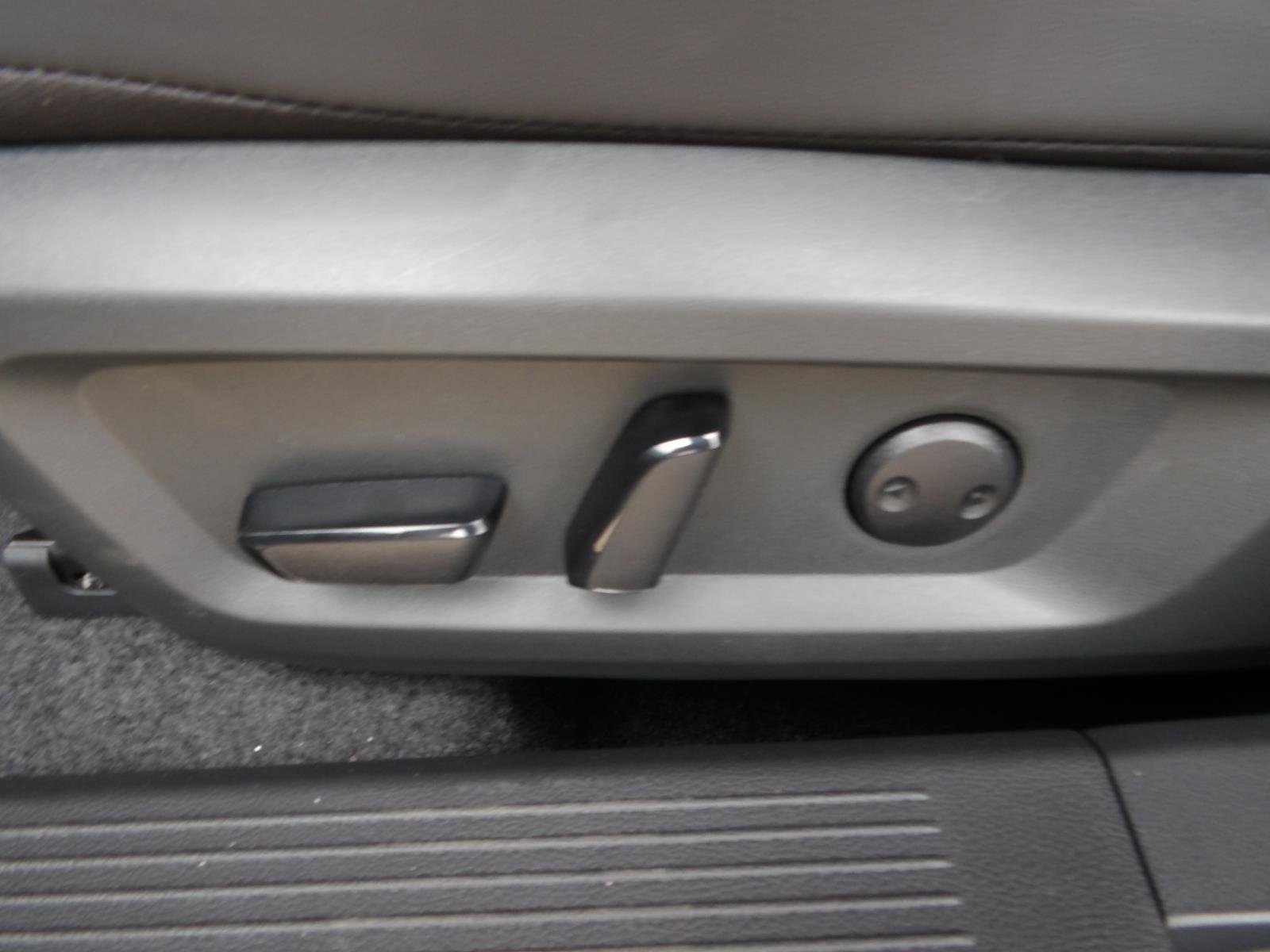 New 2026 Boulder Gray Pearl Nissan Dark Armor™ image 19