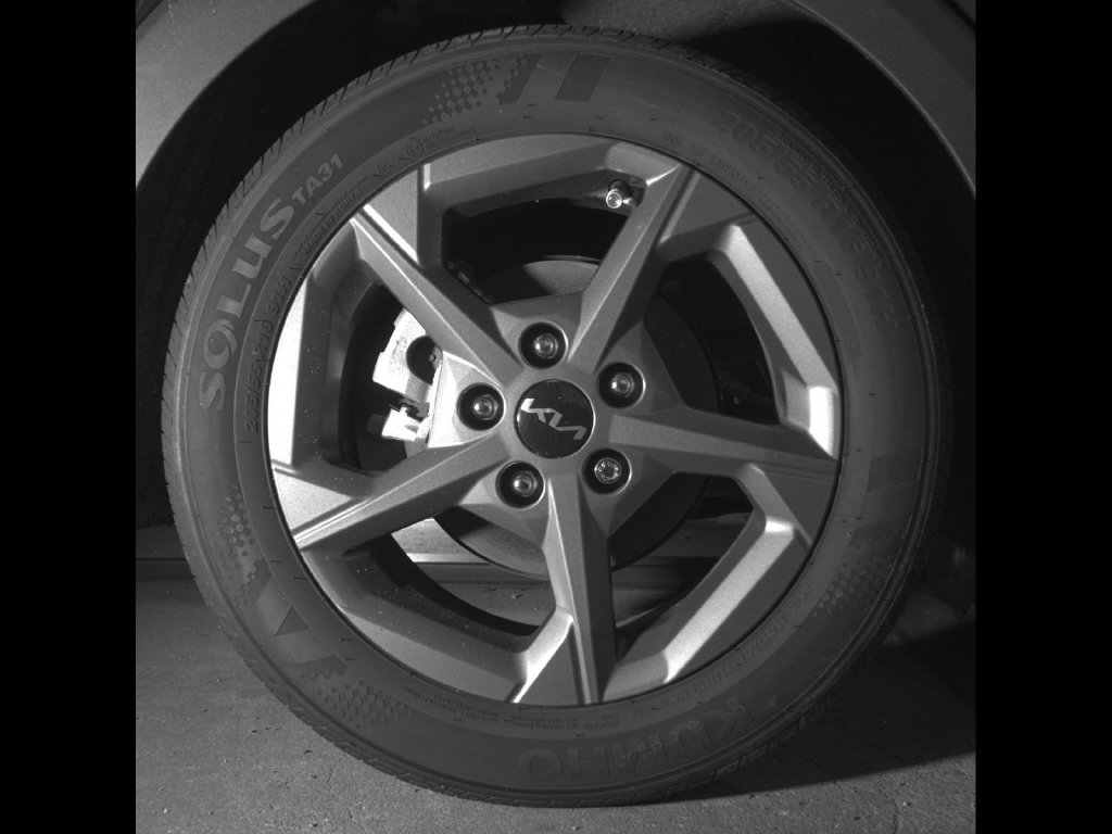 Used 2025 Black Kia LXS image 11
