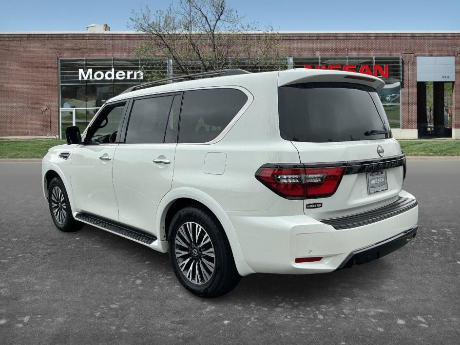 Used 2023 Aspen White Tricoat Nissan SL image 2