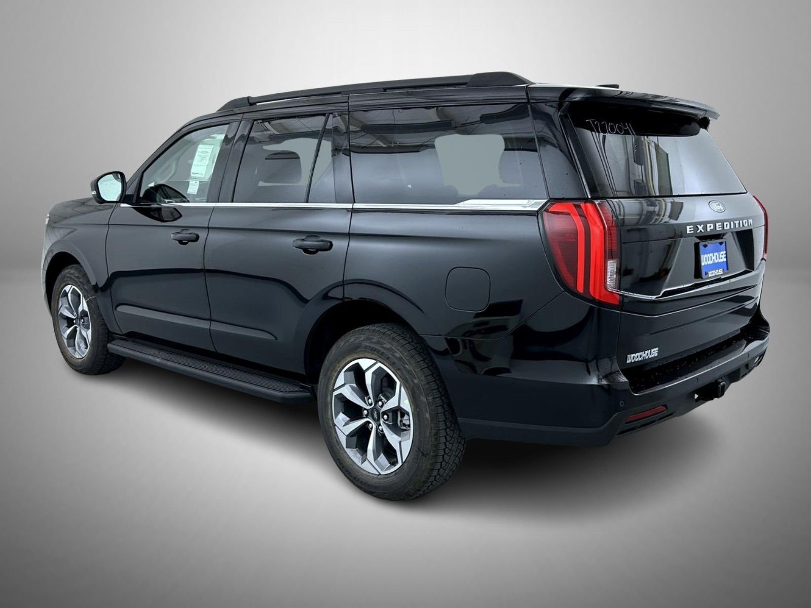 New 2027 Agate Black Metallic Ford Active image 7