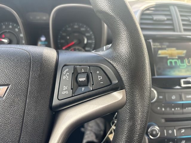 Used 2014 Summit White Chevrolet LT image 19