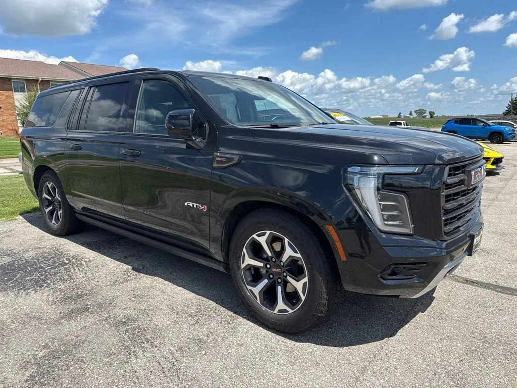 2025 GMC Yukon XL