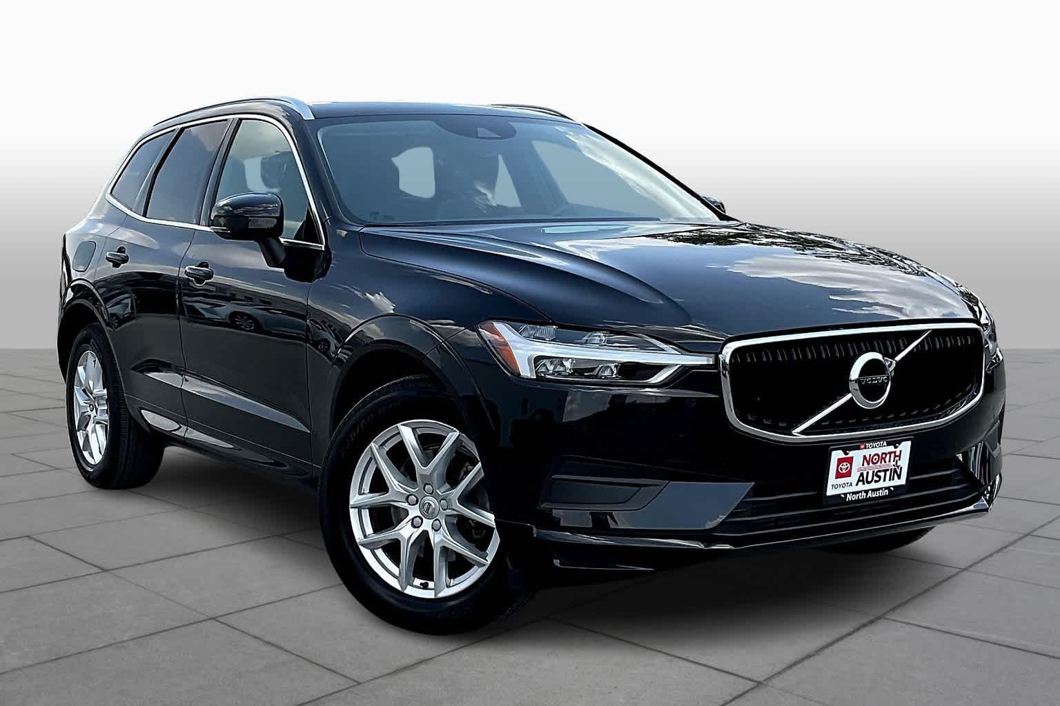 Pre-Owned 2019 Volvo XC60 Momentum
