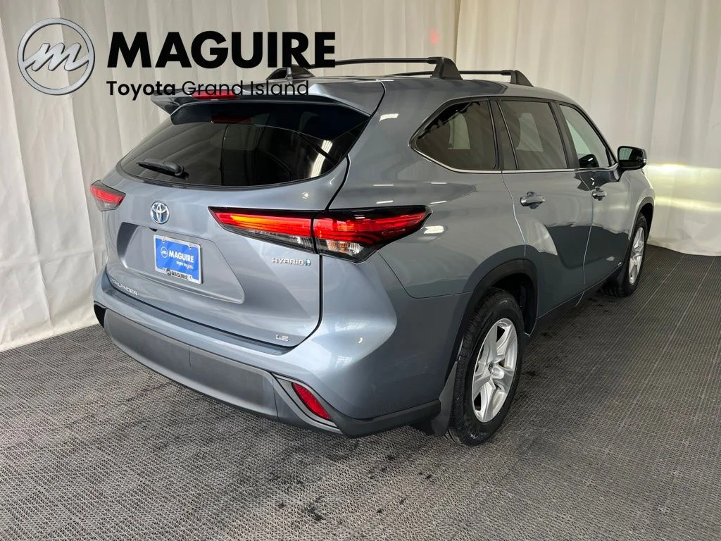 Used 2023 Blue Toyota LE image 31