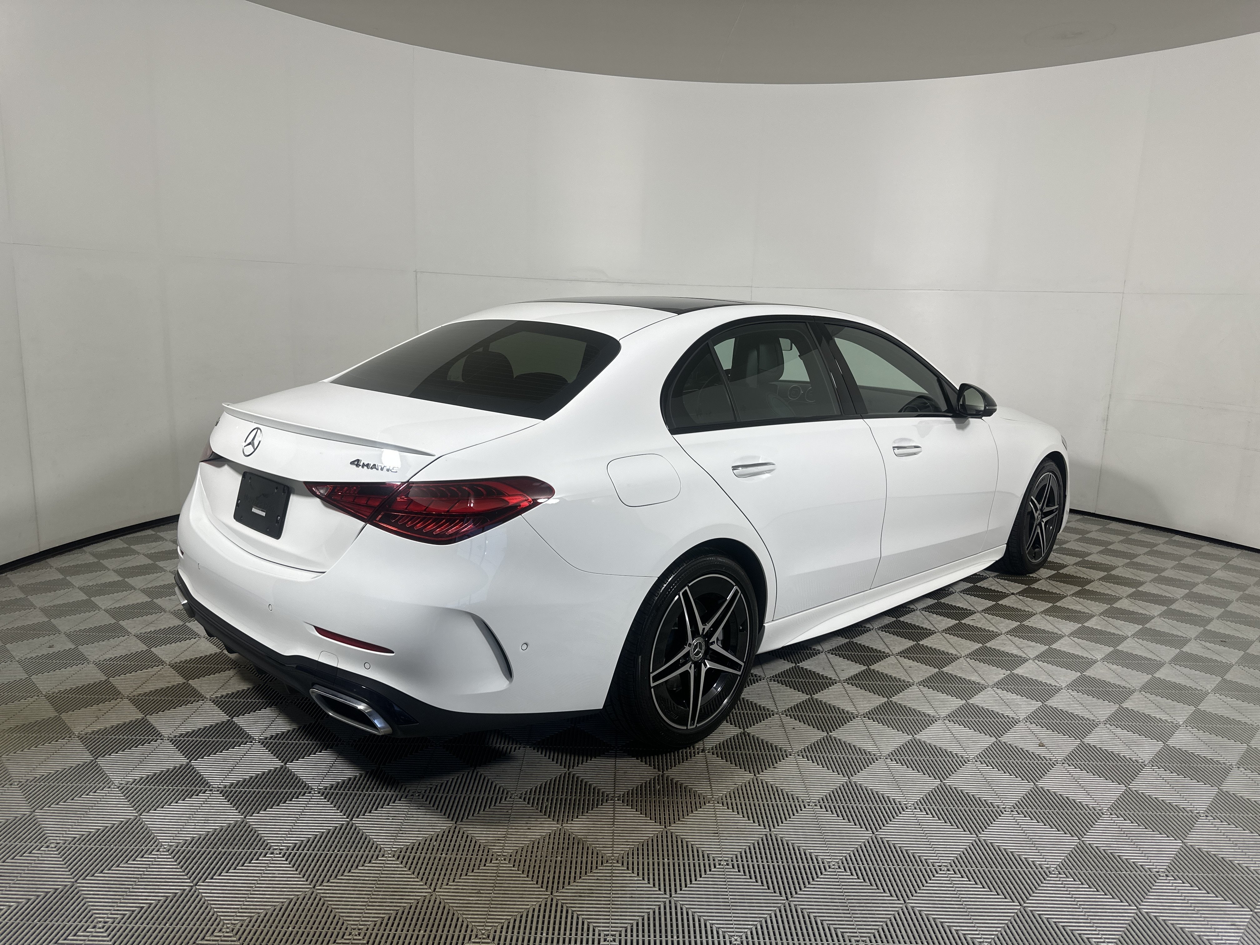 Used 2024 POLAR WHIT Mercedes-Benz C 300 image 7