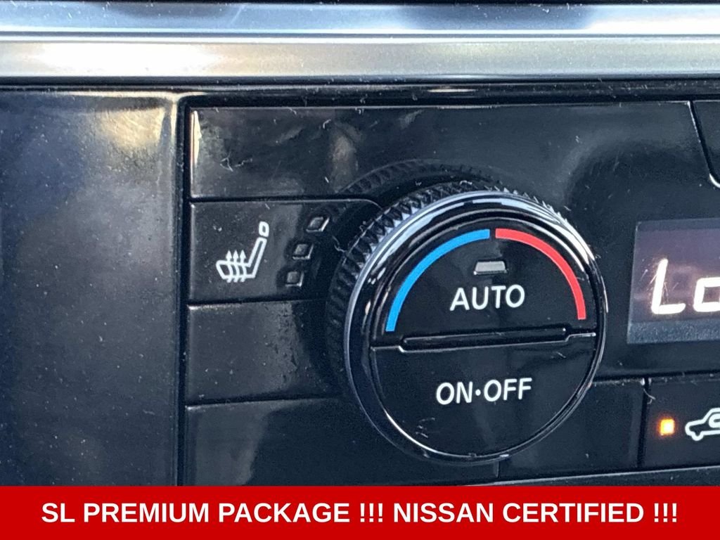 Used 2023 White Nissan SL image 33