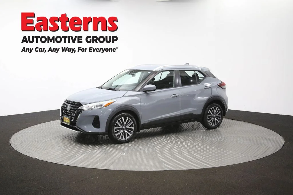 Used 2021 Gray Nissan SV image 56