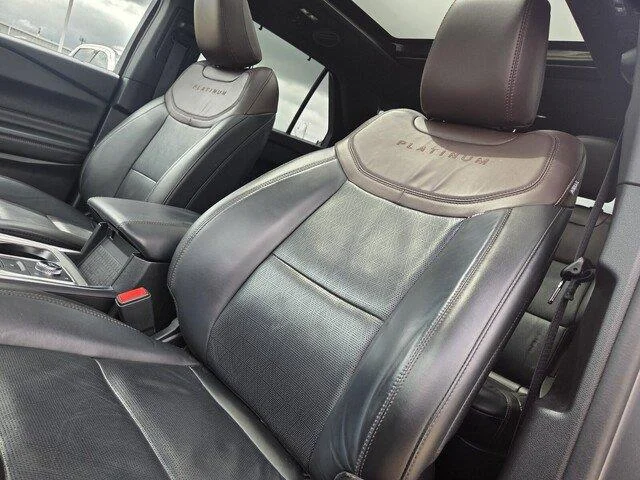 Used 2023 Carbonized Gray Metallic Ford Platinum image 11