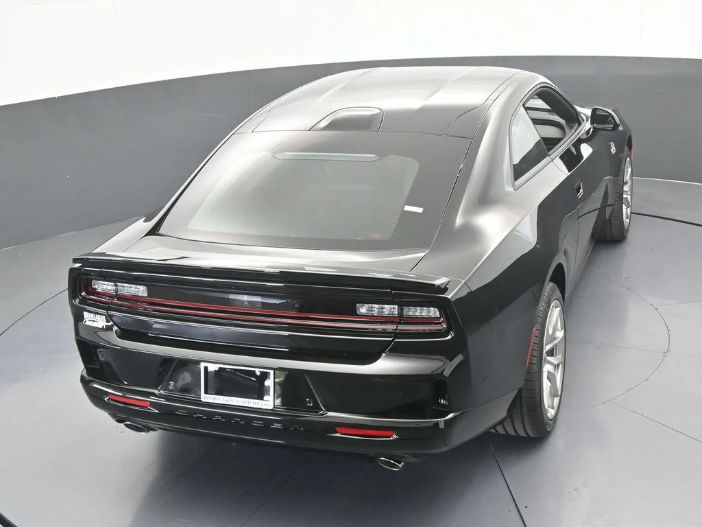 New 2026 Diamond Black Crystal Pearlcoat Dodge Scat Pack image 43