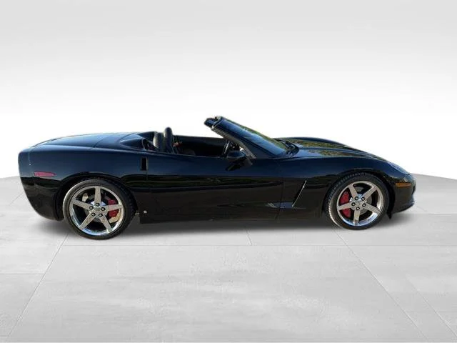 Used 2006 Black Chevrolet 3LT image 2