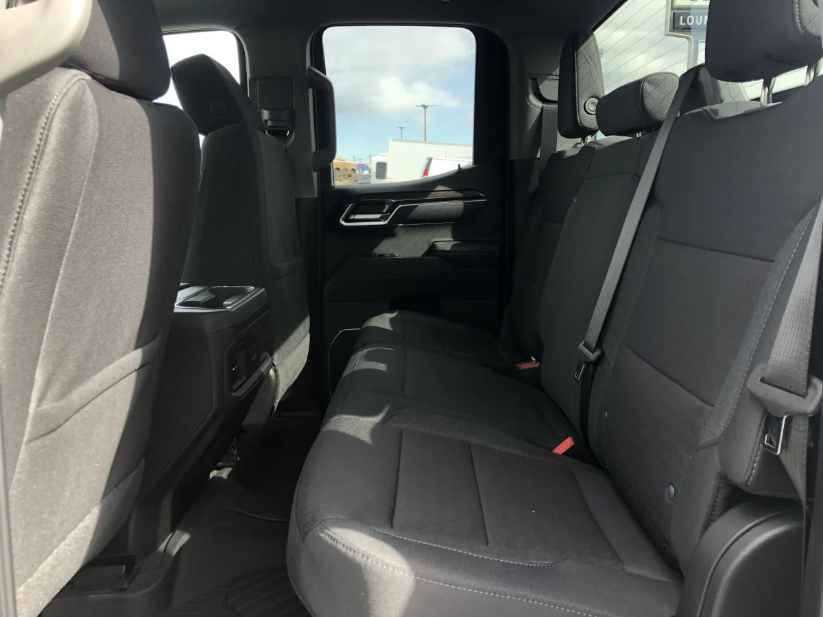 New 2026 White Chevrolet 4WD Double Cab 147" RST image 10