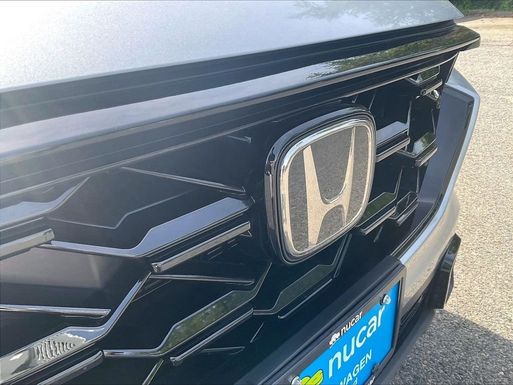 Used 2025  Honda Sport-L image 31