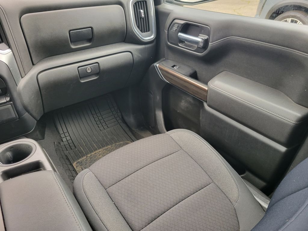 Used 2022 Summit White Chevrolet LT image 26