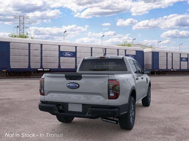 New 2026 Avalanche Ford XLT image 8