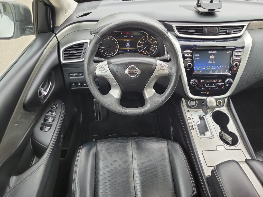 Used 2016 White Nissan S image 13