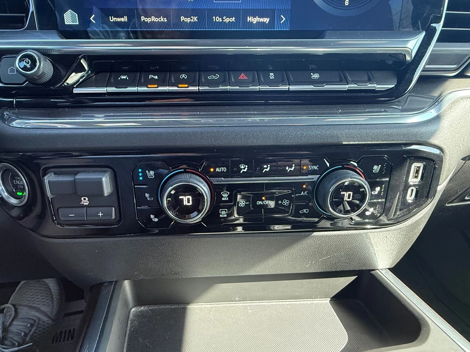 2023 Chevrolet Silverado 1500 High Country - Photo 13