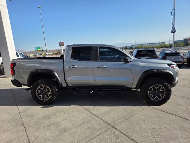 2024 Chevrolet Colorado ZR2 - Photo 7