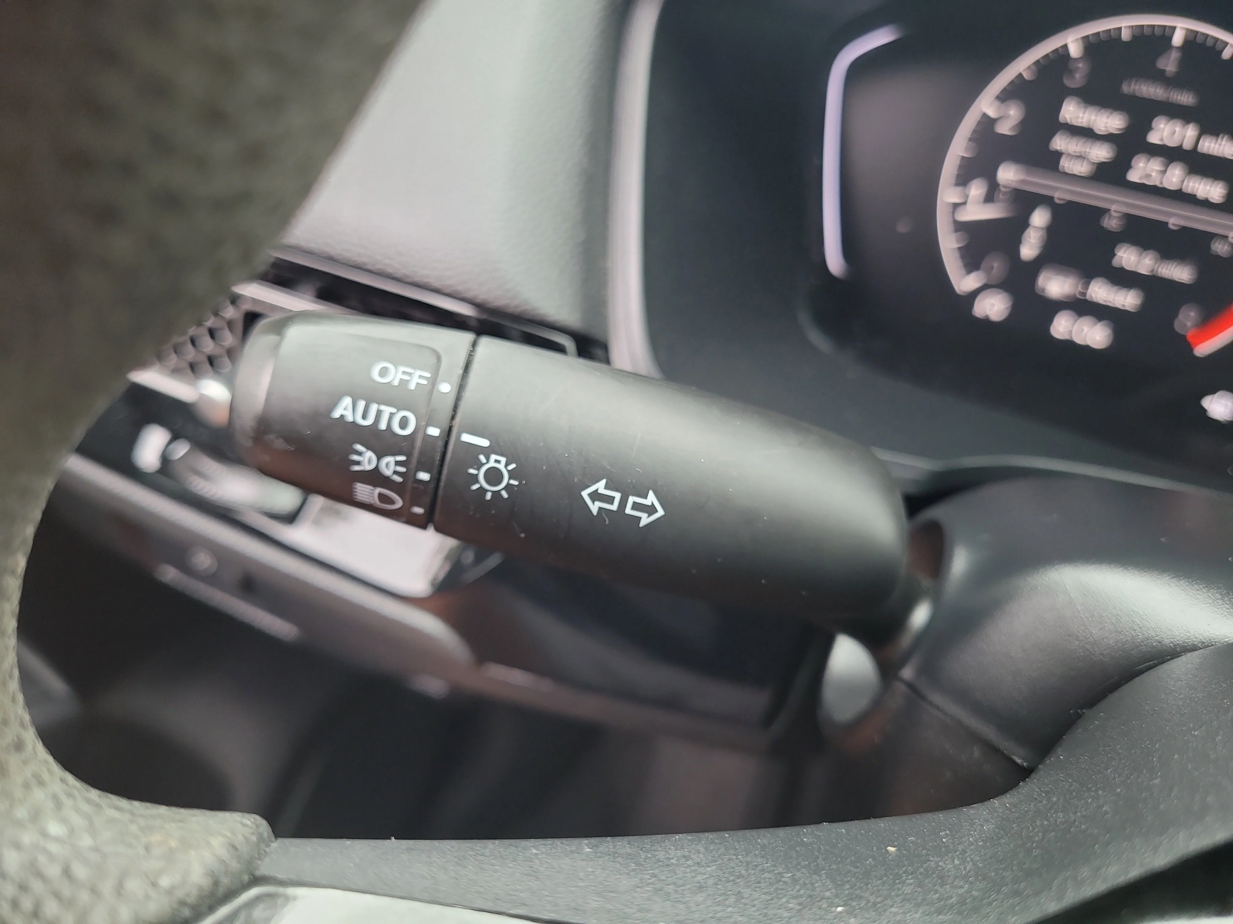 Used 2022  Honda LX image 28