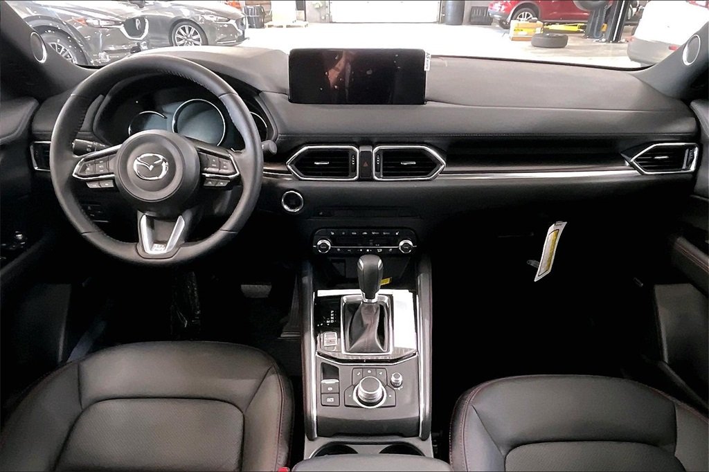 2025 MAZDA CX-5 - Image 4