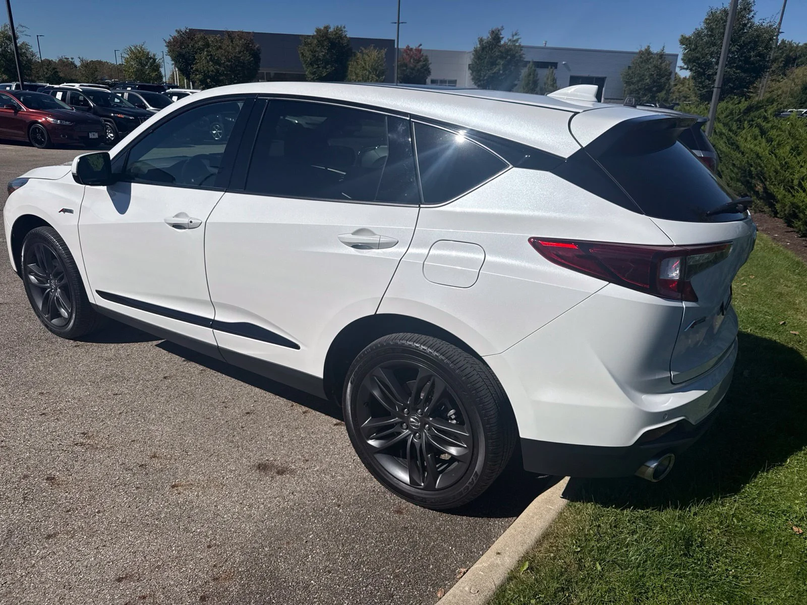 Used 2024  Acura  image 7