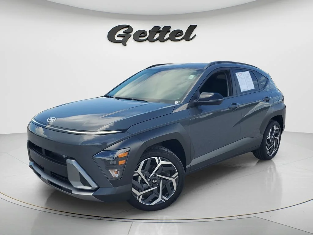 Used 2026 Gray Hyundai SEL Premium image 1