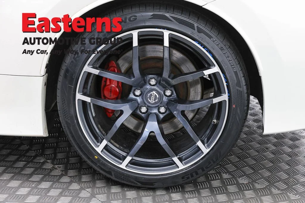 Used 2020 White Nissan Nismo image 33