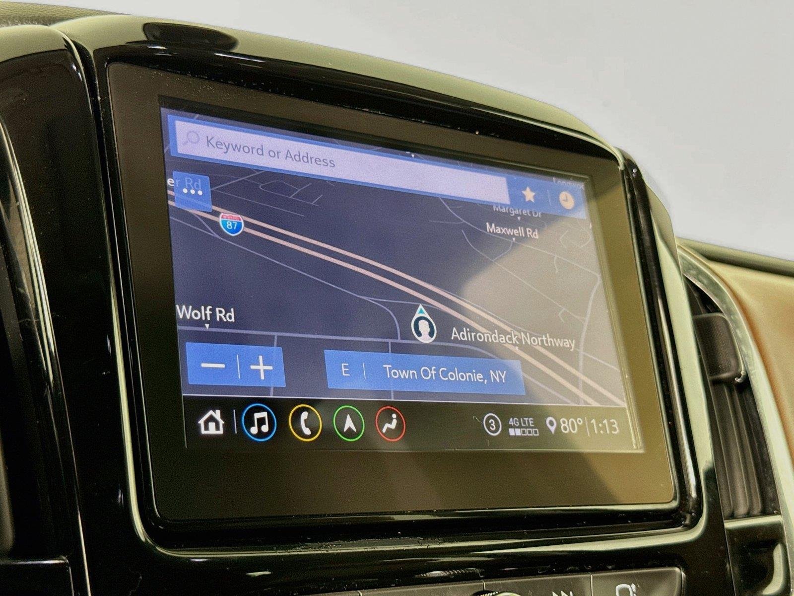 Used 2020 MOSAIC BLACK METALLIC Chevrolet High Country image 14