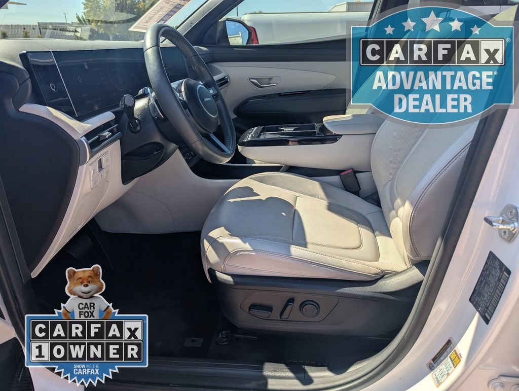Used 2025  Hyundai Limited image 15